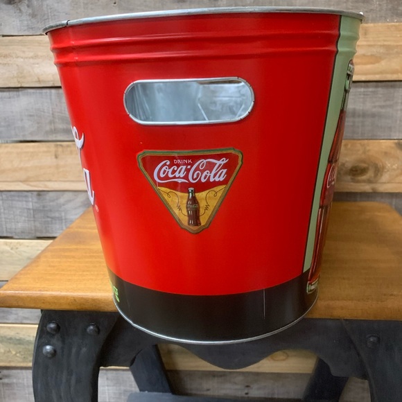 Coca Cola Oval Galvanized Tin / Bucket - Picture 5 of 7